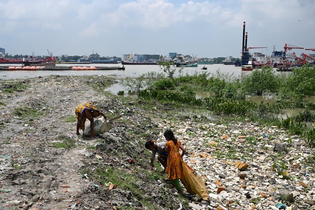 River Pollution: Buriganga&nbsp;River